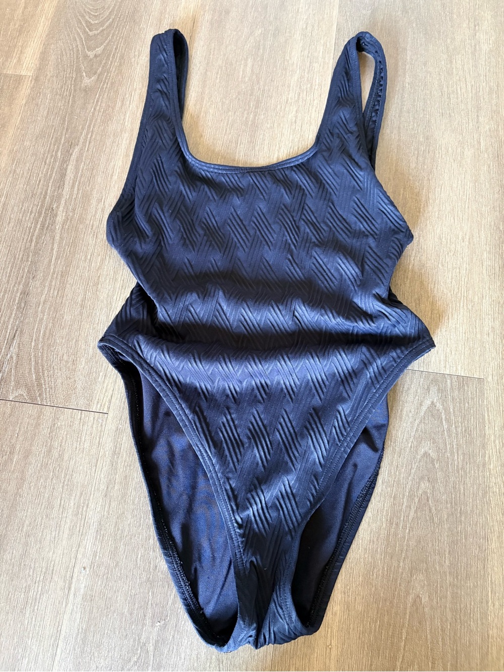 Vince Camuto Chic One Piece Black Womens Size 8‎